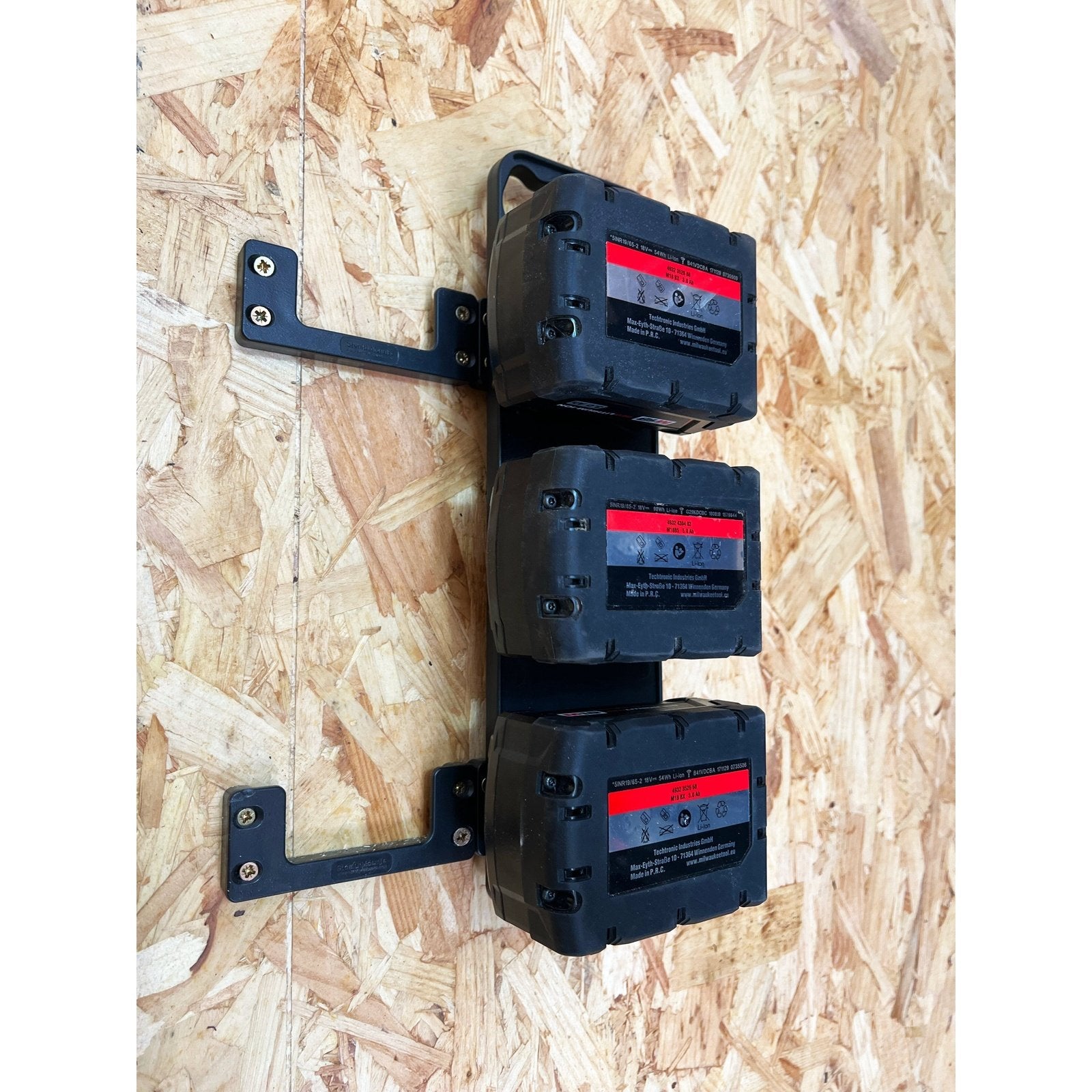 StealthMounts Milwaukee M18 Battery Holder Board with Handle and Packout Feet