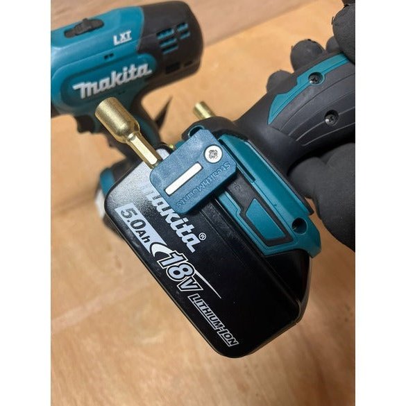 Stubby Magnetic Bit Holder for Makita CXT, LXT & XGT Tools